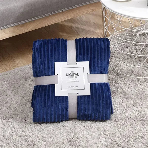 Taavita Flannel Blanket for Travel – Perfect Companion for Cozy Moments!