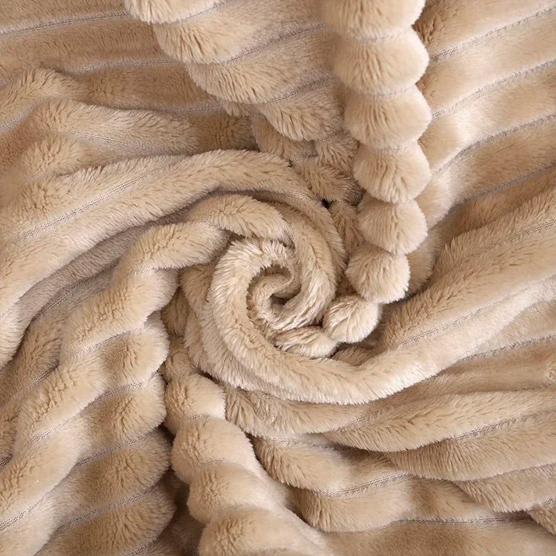 Taavita Flannel Blanket for Travel – Perfect Companion for Cozy Moments!