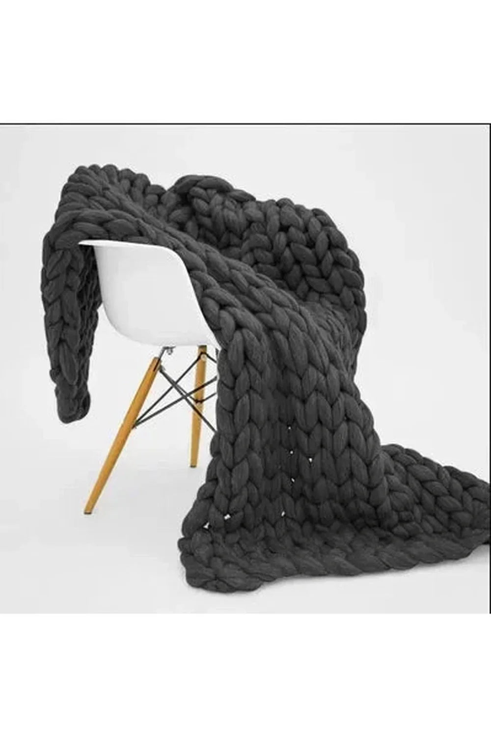 Chunky Knit Throw Blanket | Plush Softness | Cozy Warmth for Chilly Nights | Polyester