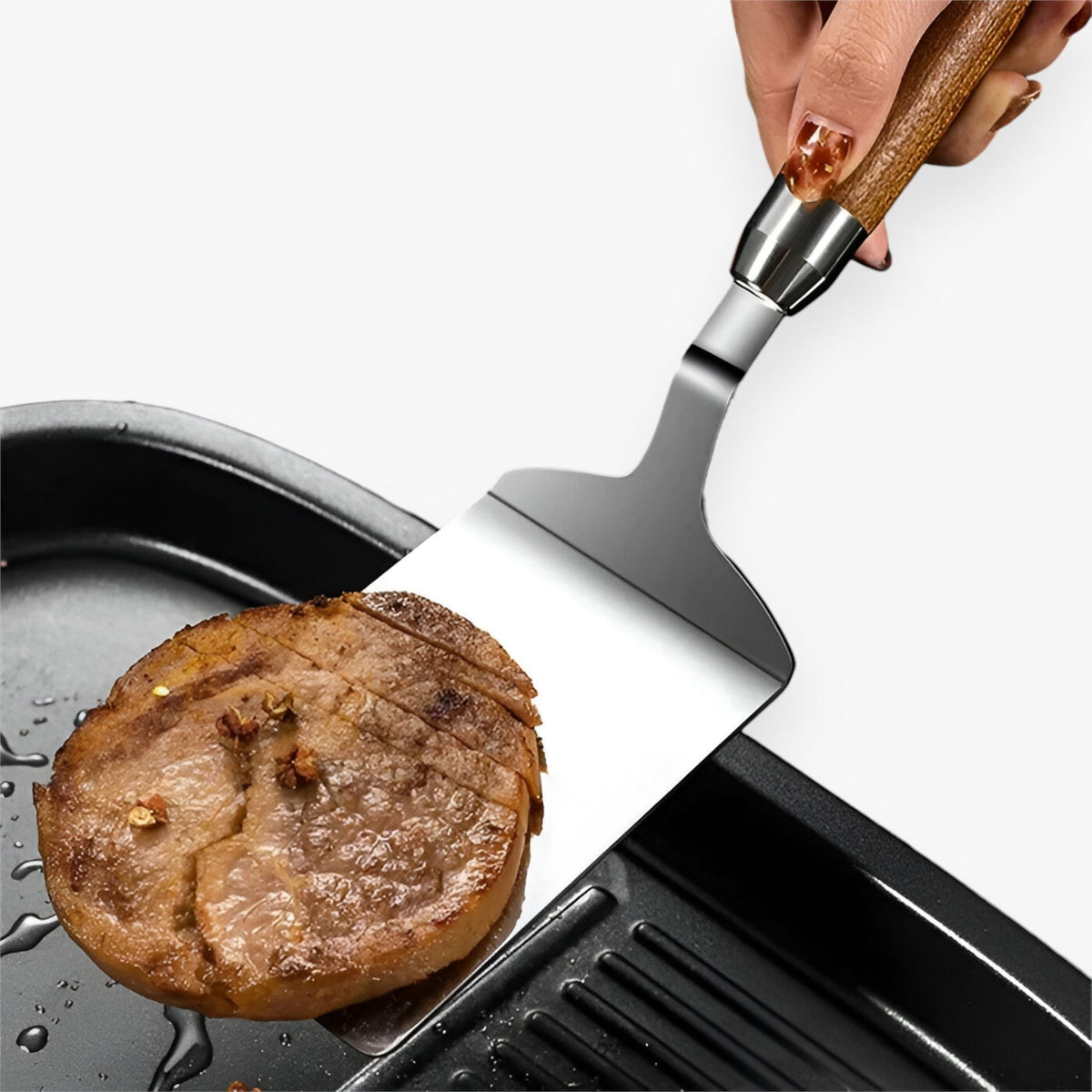 Wooden Handle Square Turner – Accurate Flipping for Grilling and Cooking