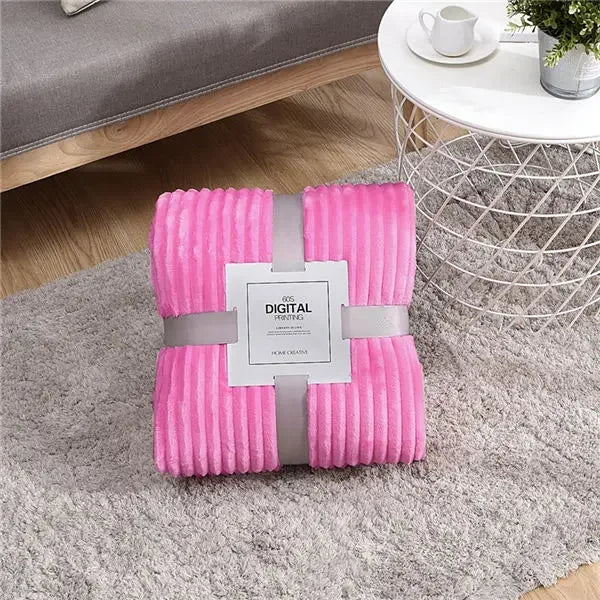 Taavita Flannel Blanket for Travel – Perfect Companion for Cozy Moments!