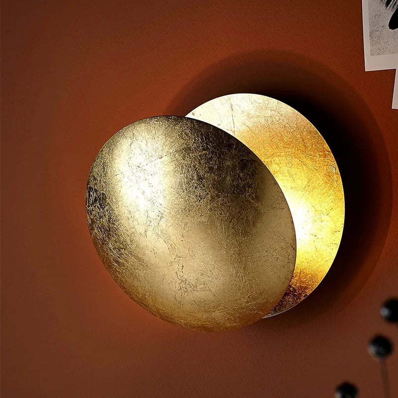 Lunar Glow Wall Sconce – Vintage LED Fixture for Any Space
