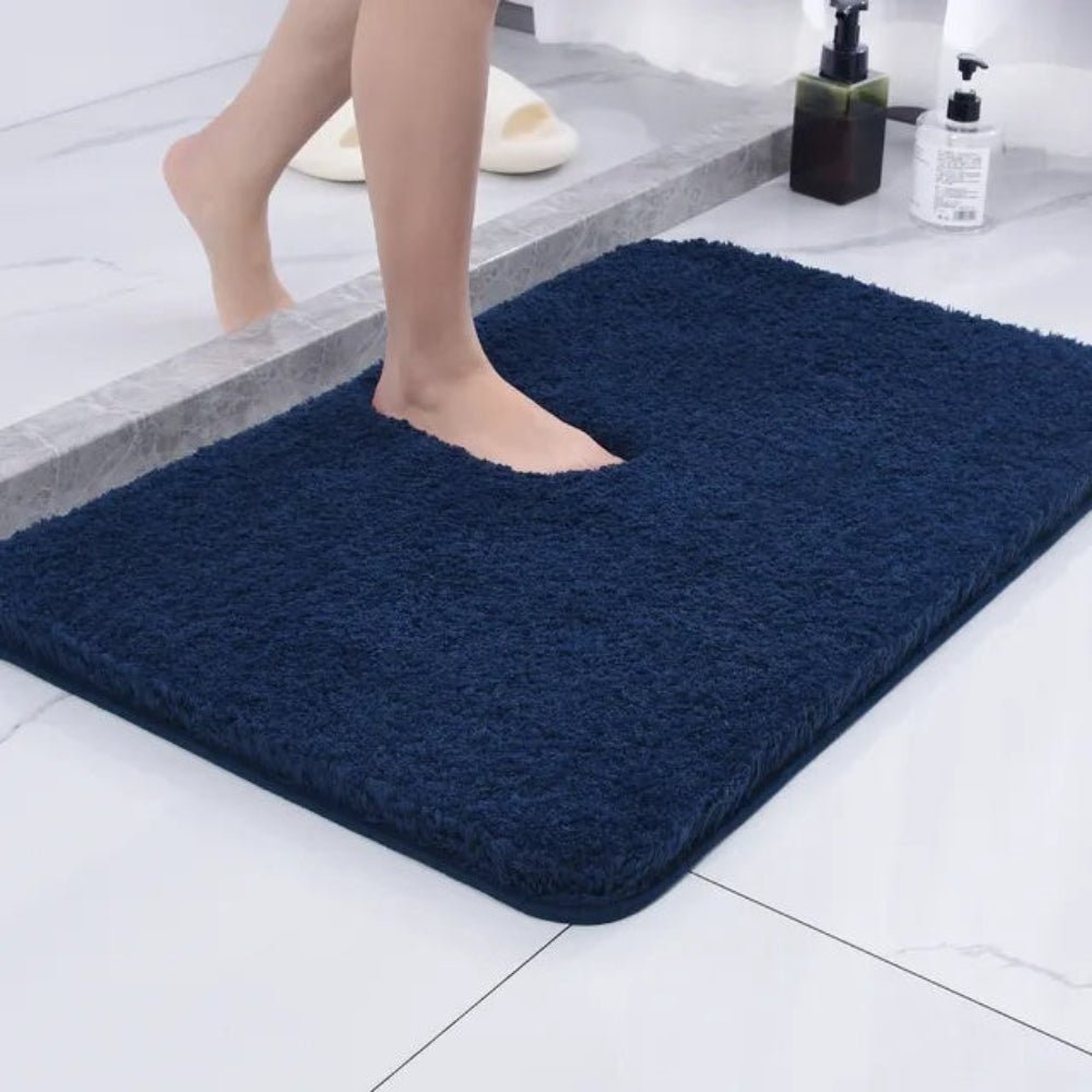 CozyCloud Luxurious Bath Mat with Plush Texture for Your Home