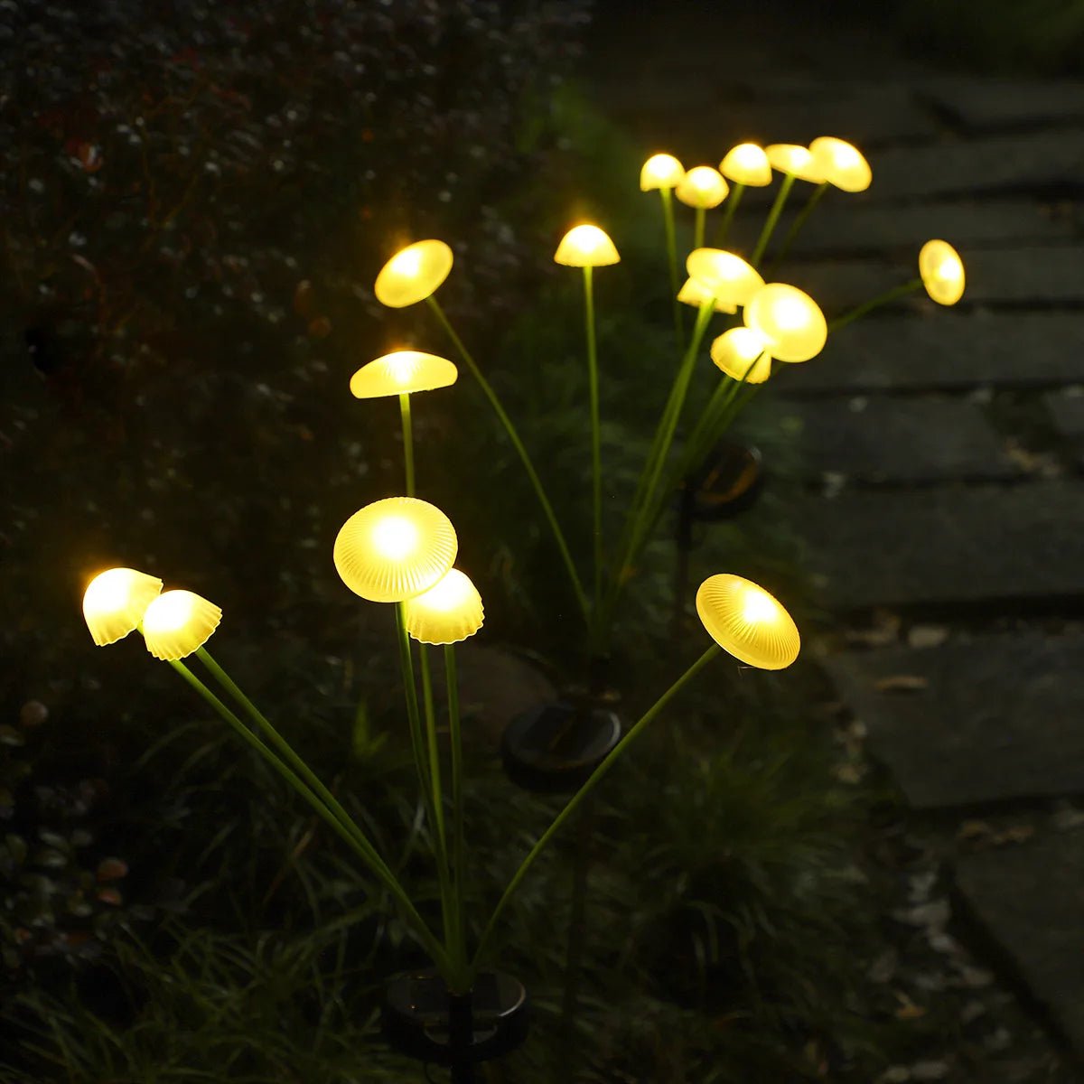 GroveGlow 10-Piece Solar LED Garden Mushroom Light Set