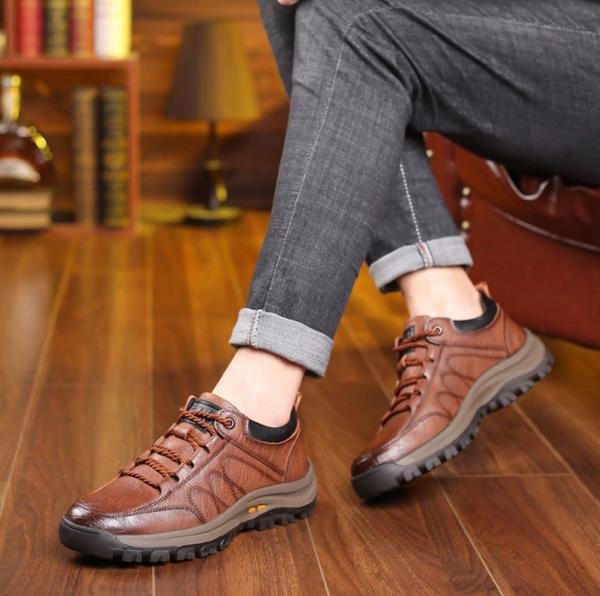 EverDry Leather Hiking Shoes for Comfort and Adventure