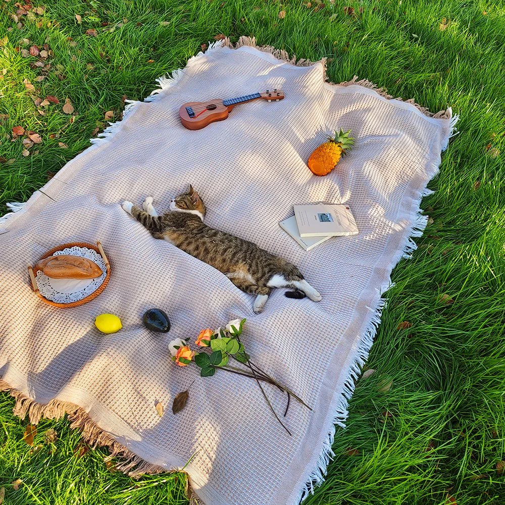 Boho Bliss Portable Picnic Blanket with Stylish Tassels