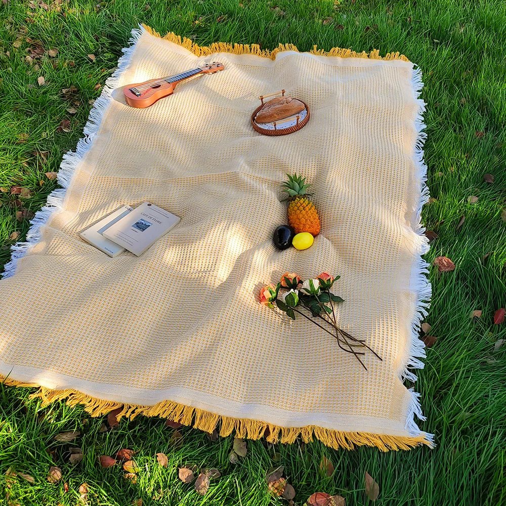 Boho Bliss Portable Picnic Blanket with Stylish Tassels