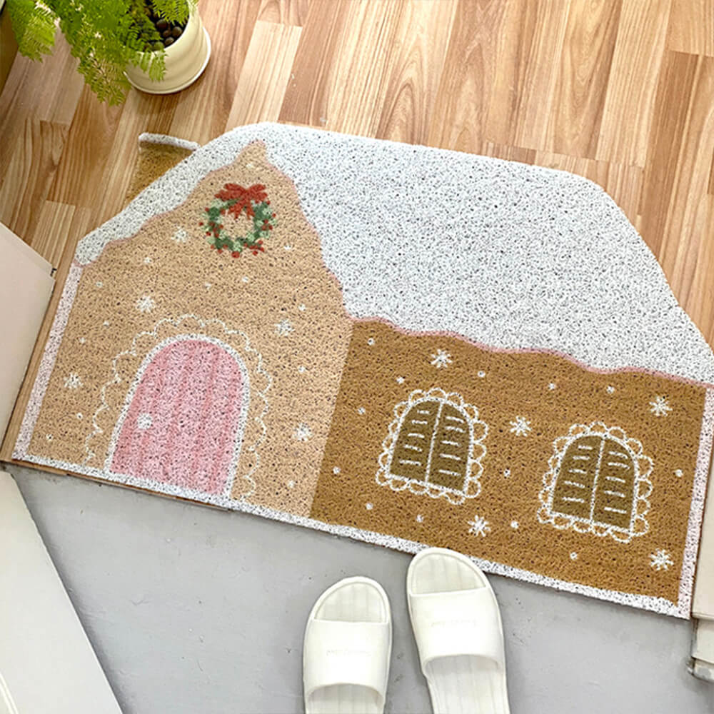 Cozy Haven Non-Slip Holiday Rug with Gingerbread Design