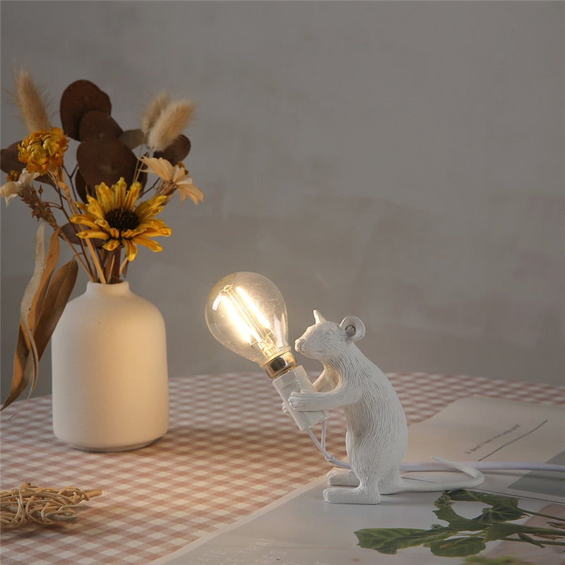Whimsical Mouse-Inspired Table Lamp for Home Ambiance