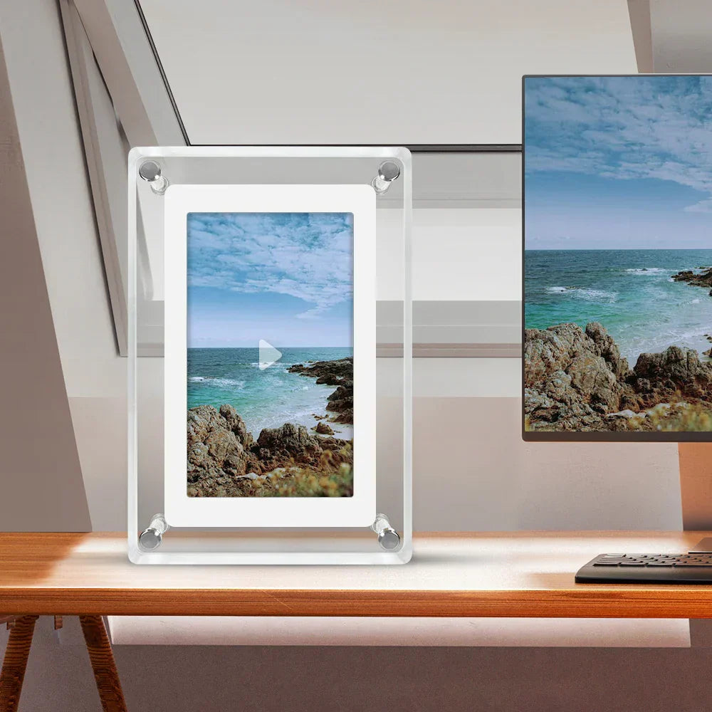 LumiView Portable Digital Photo Frame with Rechargeable Battery