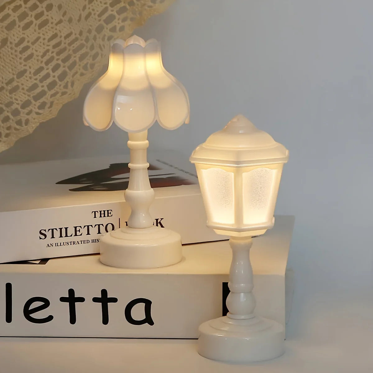 Serene Blossom LED Night Lamp - Modern Battery-Powered Table Light
