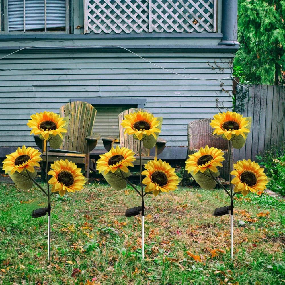 Durable Solar-Powered Daisy Lamp for Outdoor Lighting