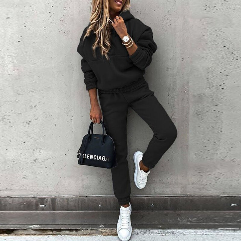 CozyTech Jogging Set for Ultimate Comfort and Style