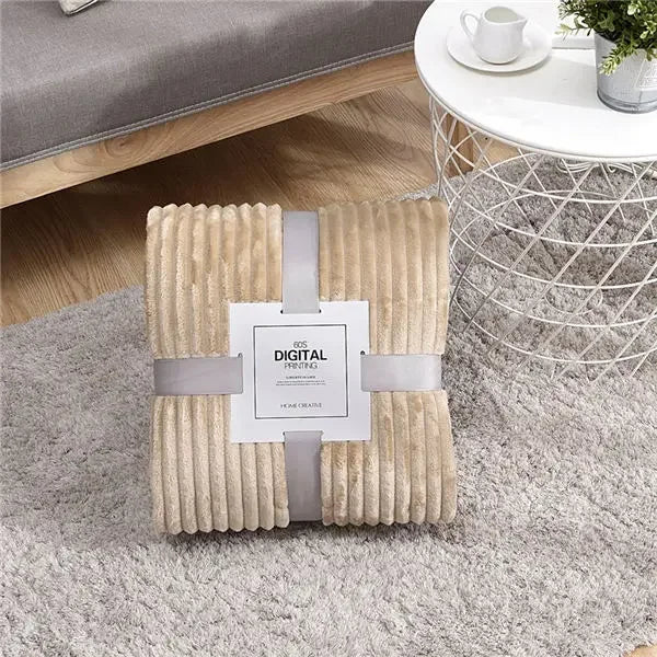 Taavita Flannel Blanket for Travel – Perfect Companion for Cozy Moments!