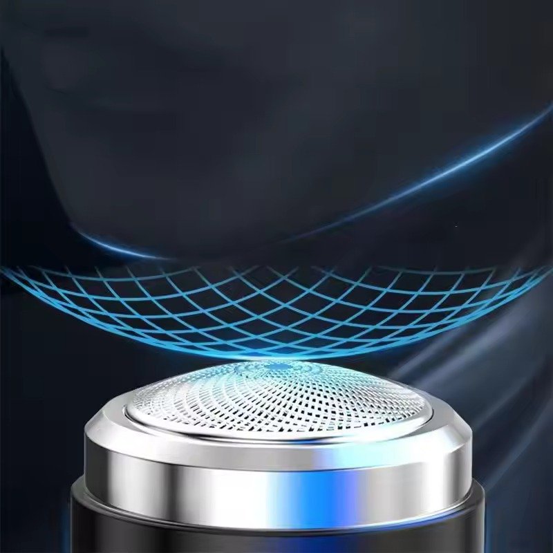 Compact Electric Razor for Travel