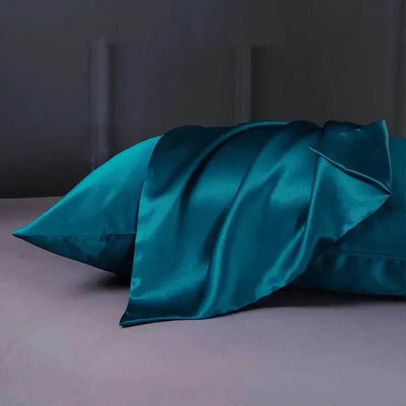 Silk Serenity Pillow Cover - Elevate Your Sleep Experience