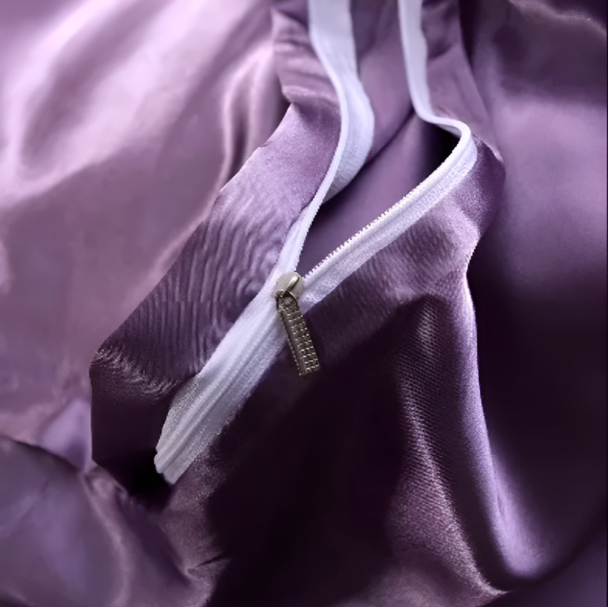 Hypoallergenic Mulberry Silk Bedding Set for Comfortable Sleep