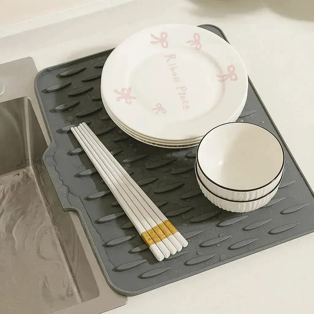 Versatile Silicone Drip Mat for Kitchen Protection