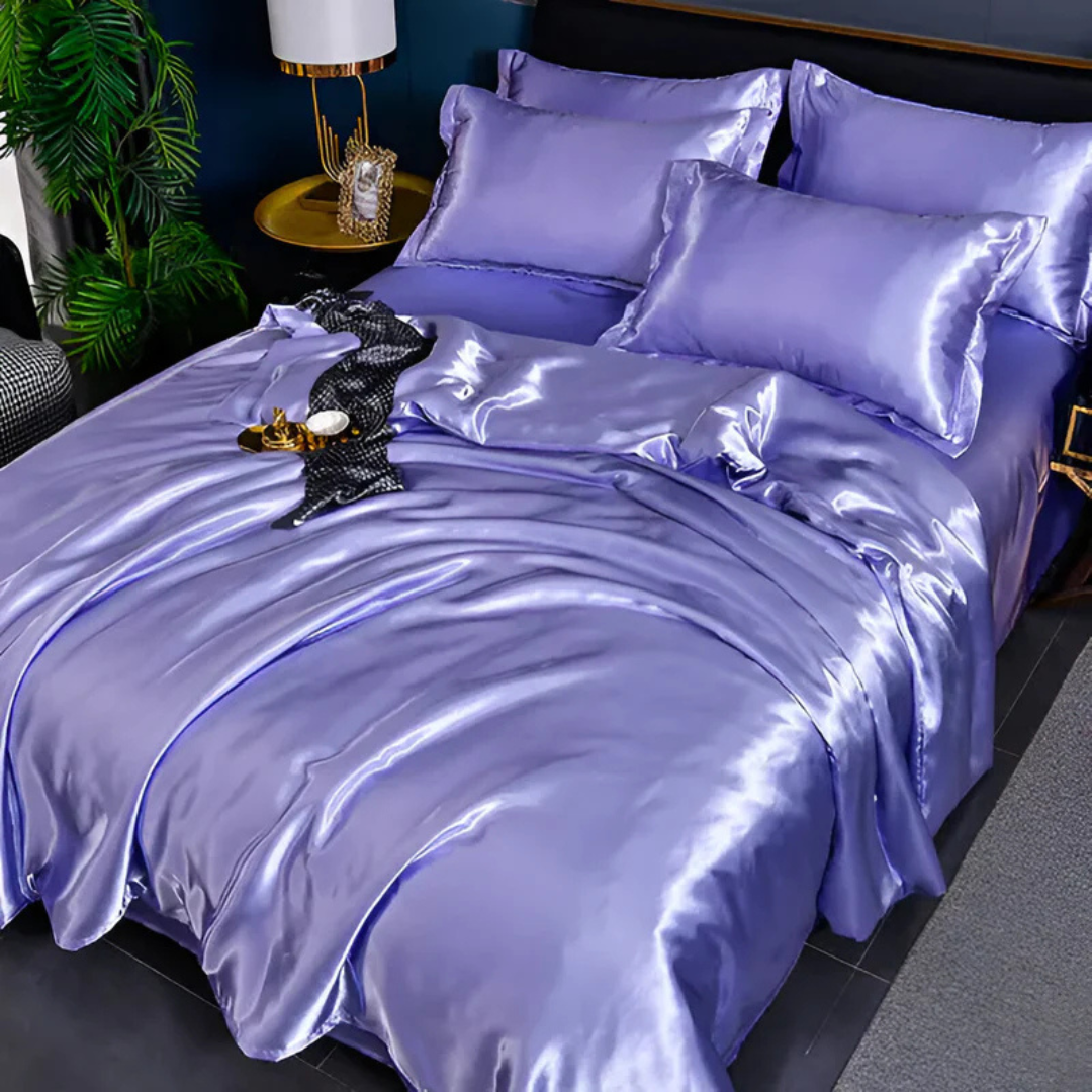 Luxury Bedding Set with Soft Silk Duvet Cover – Breathable Comfort
