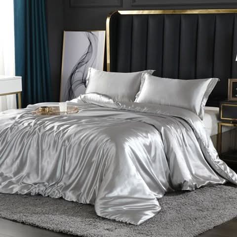 4-Piece Silk Satin Bed Set with Duvet Cover for Cozy Comfort