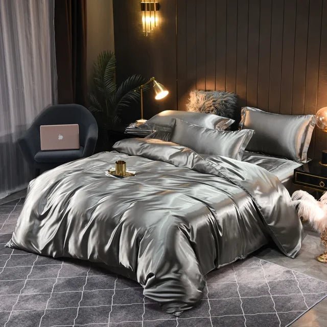 Temperature-Regulating Silk Duvet Cover – Breathable Comfort for All Seasons