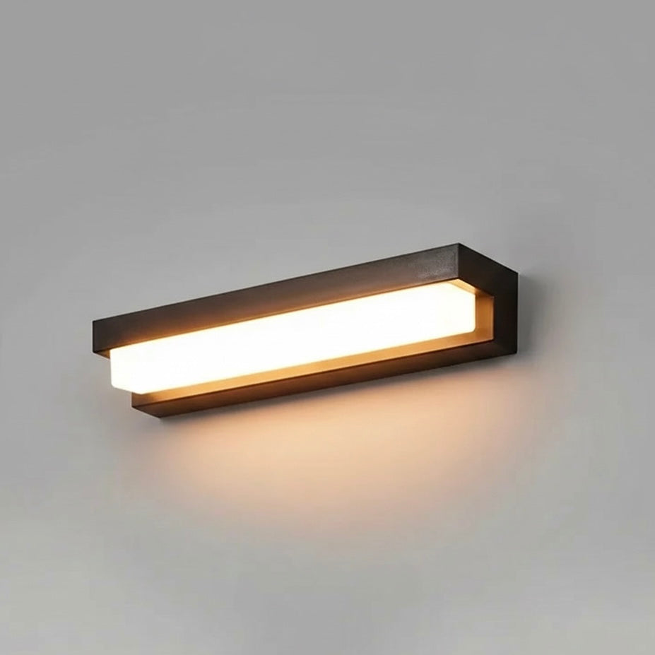 Weatherproof Solar Wall Light - Eco-Friendly Outdoor Illumination