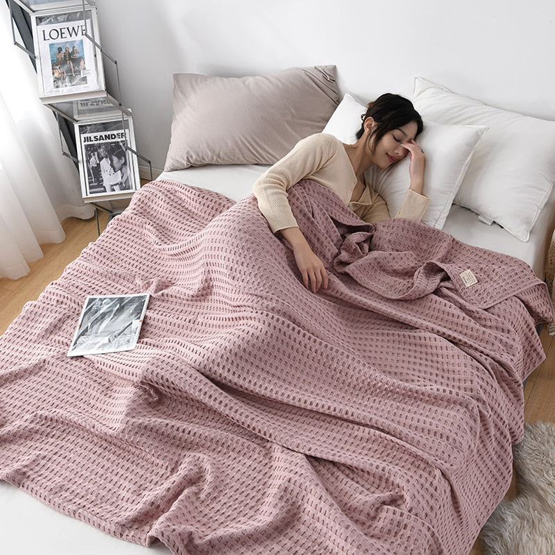 Taavita - Lightweight Summer Blanket Made of Cotton in Waffle Pattern, Airy & Breathable Comfortable