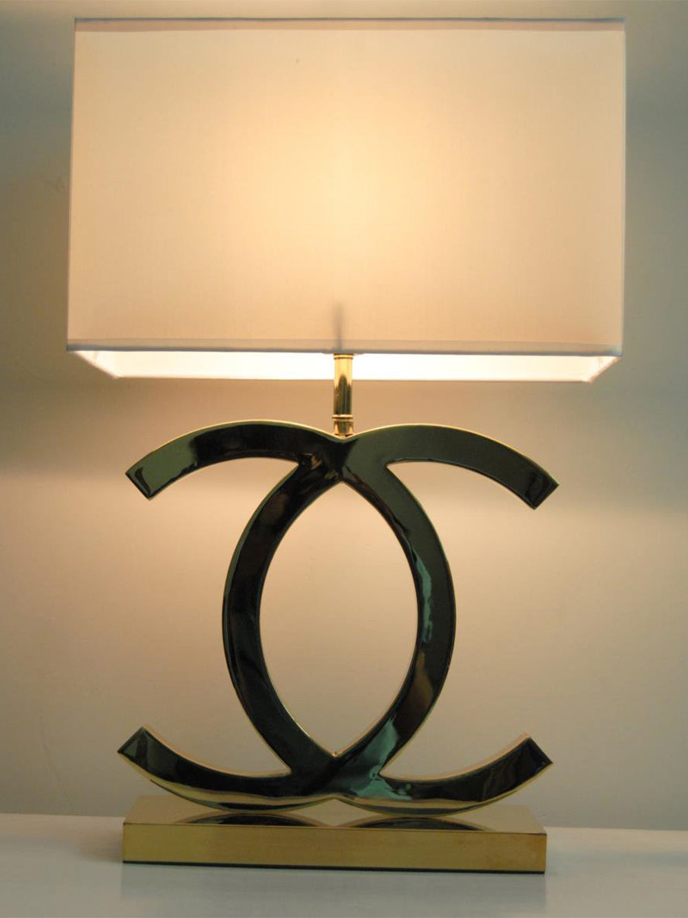 Modern Stainless Steel Table Lamp for Bedroom or Office Desk