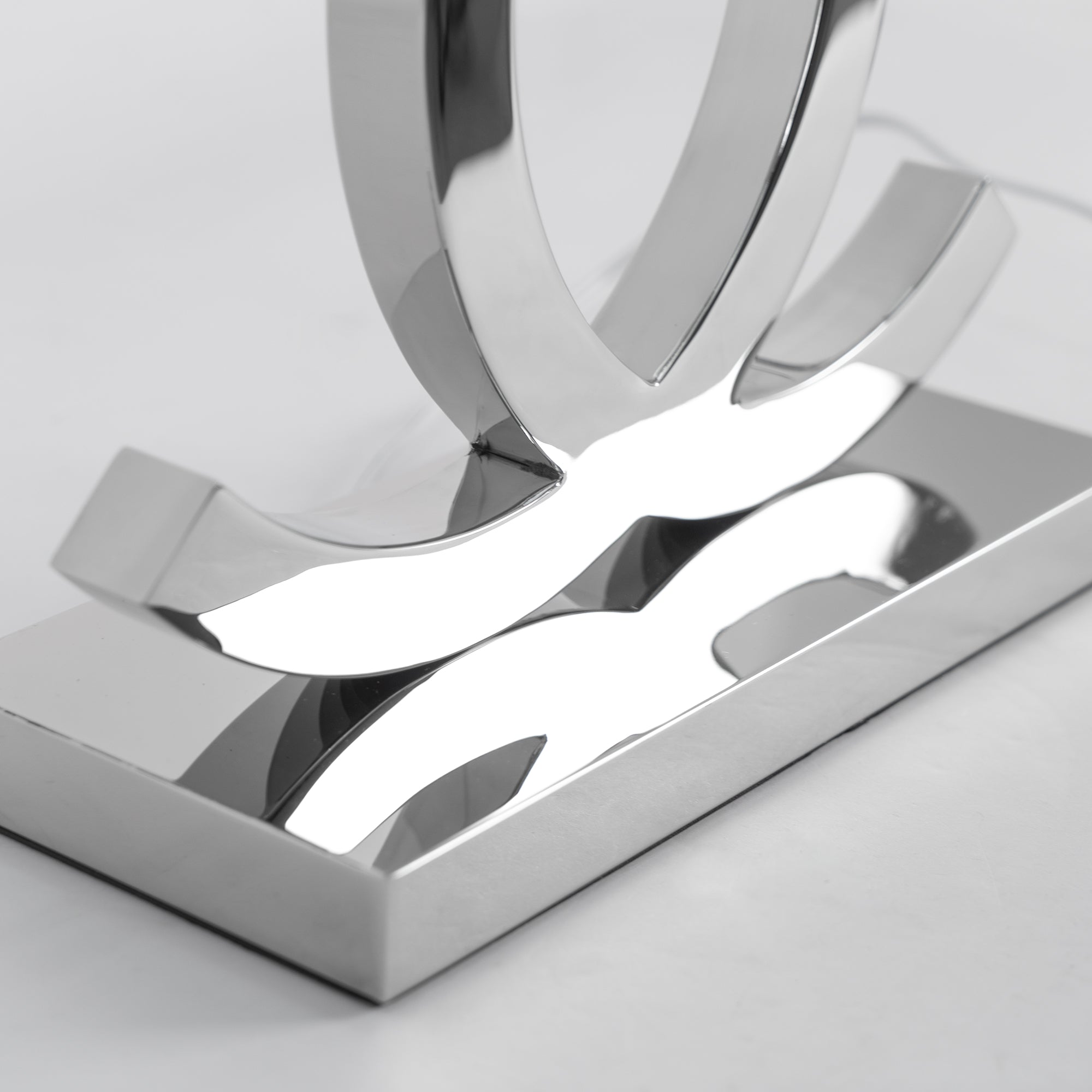 Modern Stainless Steel Table Lamp for Bedroom or Office Desk