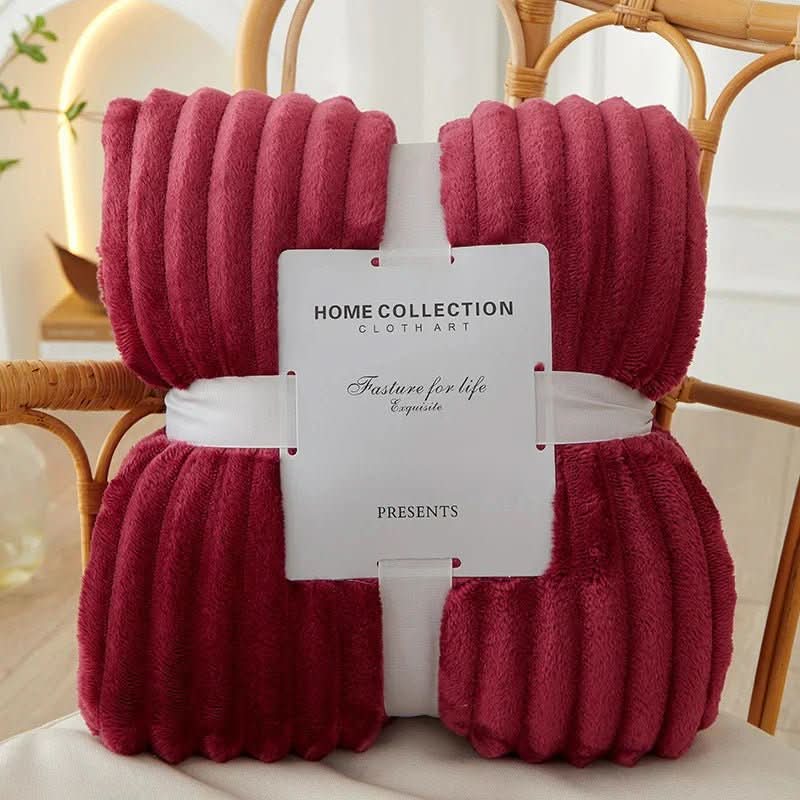 Wide Flannel Fleece Blanket - Soft and Cozy for Autumn and Winter