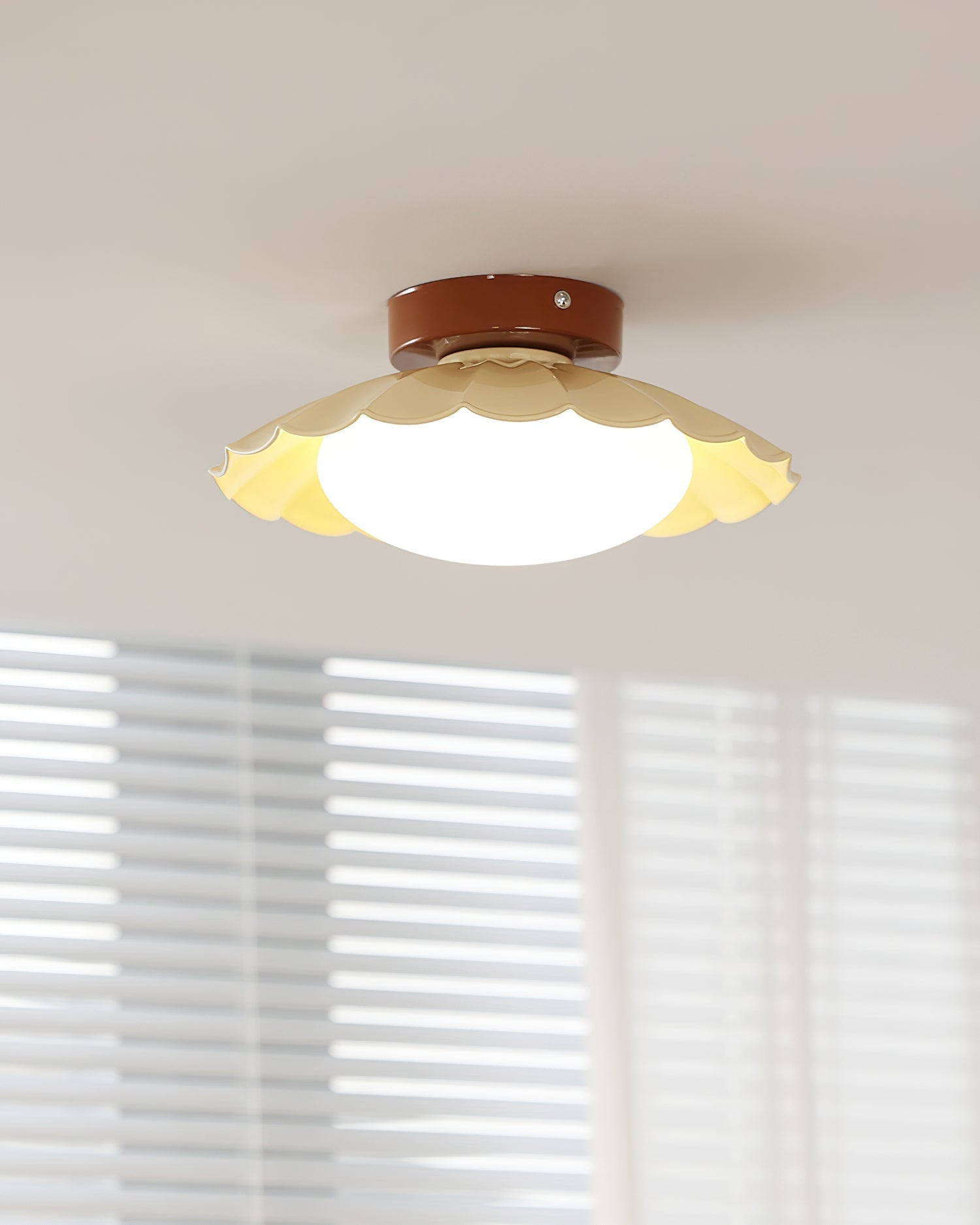 Ceiling Light | Sculptural Wavy Cloud Design | Integrated LED | 25cm Diameter, Moisture-Resistant