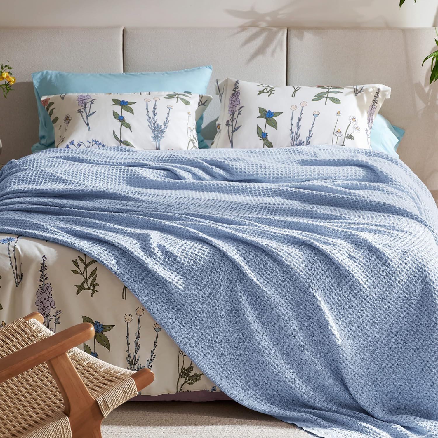 Cooling Blanket | Waffle Weave Cooling Design | 100% Cotton Queen | Lightweight & Breathable