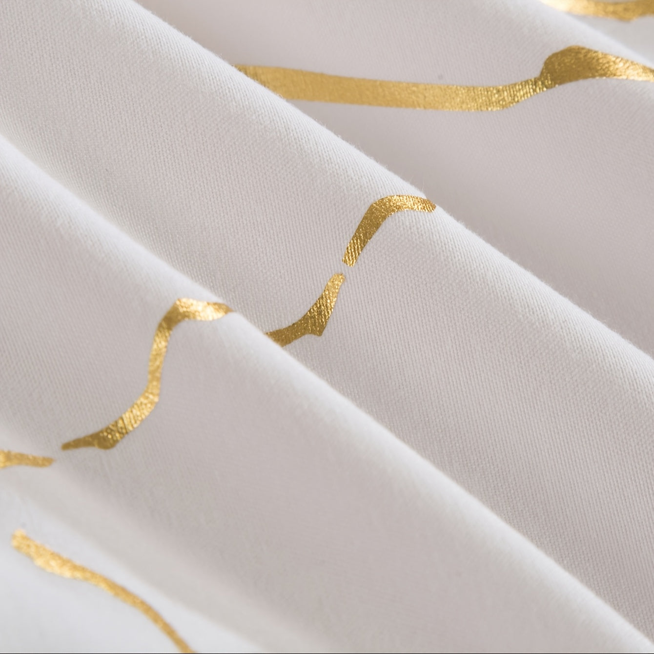 Duvet Cover Set | Gathered Marble Pattern | Includes Pillowcases | Durable, Fade-Resistant Design