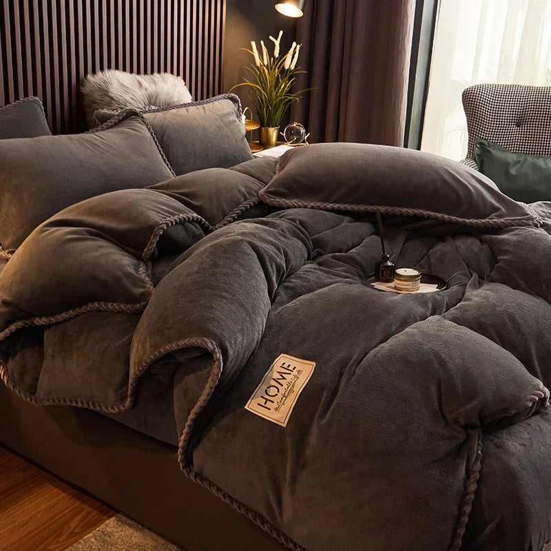 Duvet Cover Set | Ultra-Soft Velvet Fleece | Queen & King Sizes | Cold-Weather Comfort