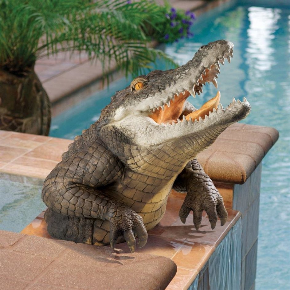 Garden Crocodile Statue | Lifelike Leaping Resin Sculpture | 19 cm Height