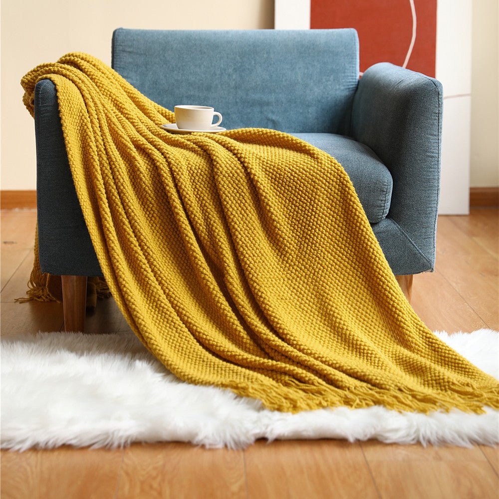 Knitted Throw Blanket | Nordic Design | Soft & Cozy Knit | Living Room & Bedroom