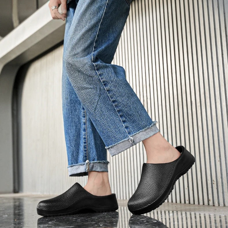 Men's Work Clogs | Slip- and Oil-Resistant Sole | Ventilated Upper & Padded Footbed