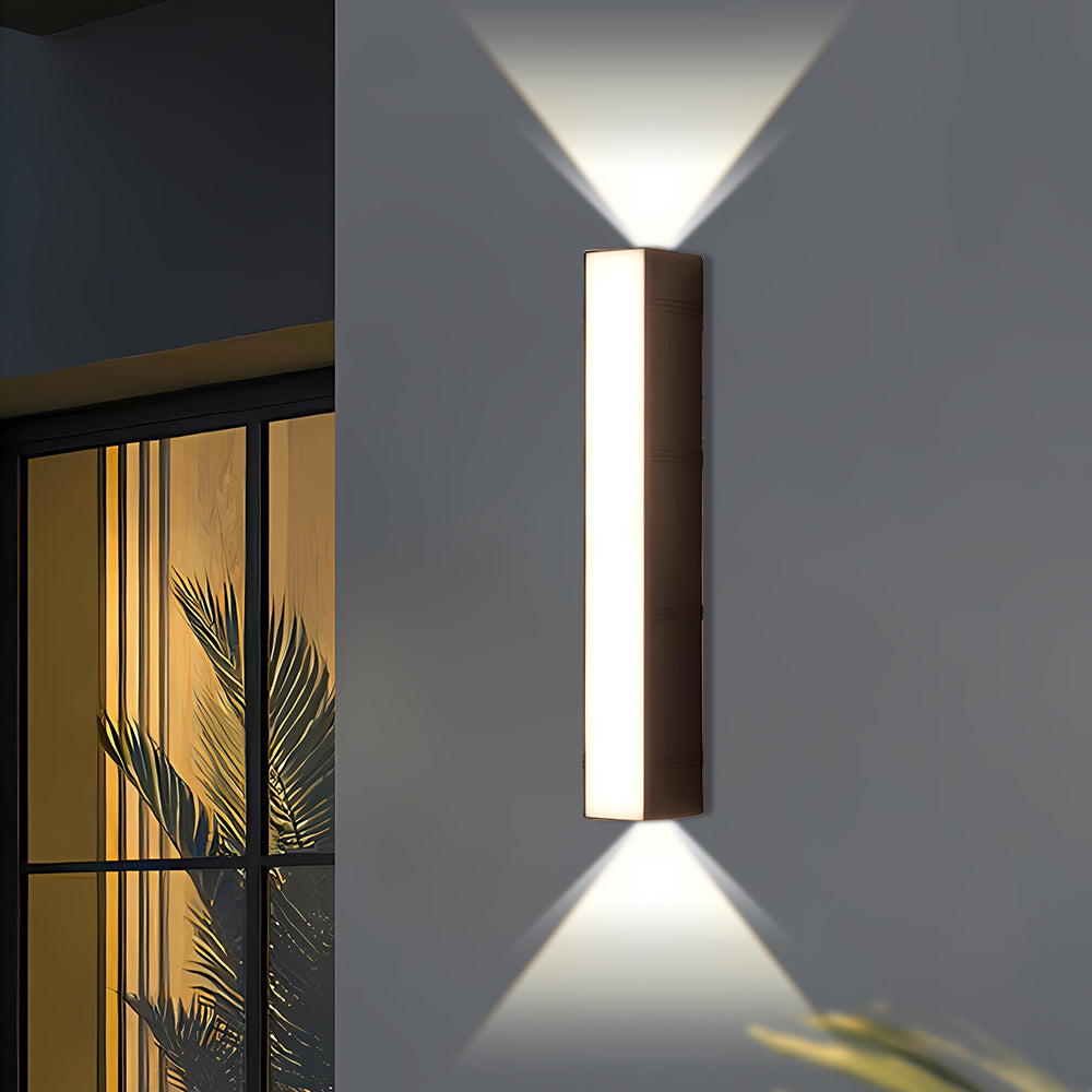 Outdoor Wall Light | Classic Ultra-Bright LED | Metal Body & Weatherproof | Energy-Saving