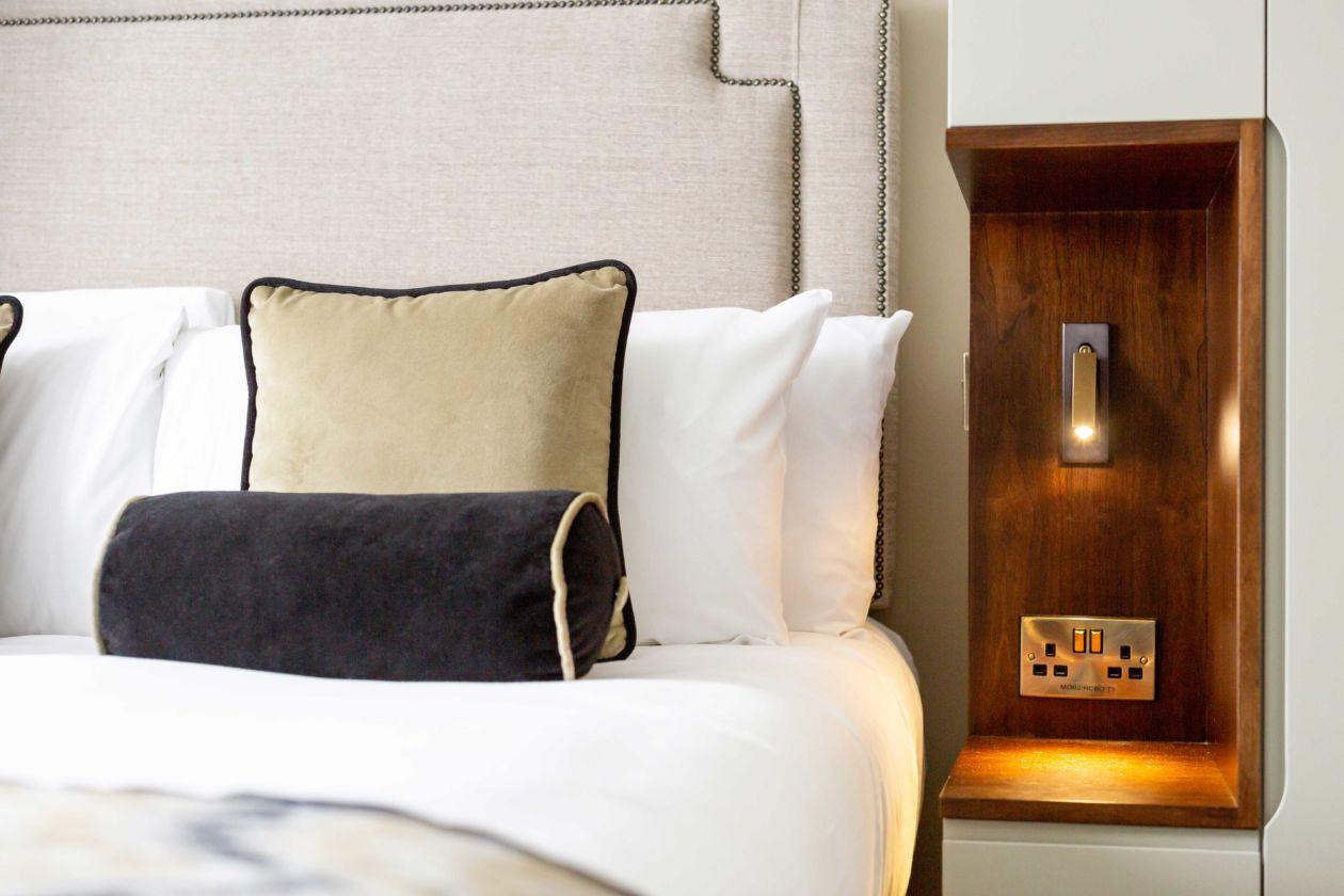 Wall Reading Lamp | Foldable Recessed | Adjustable Head & Hidden Switch | Space-Saving