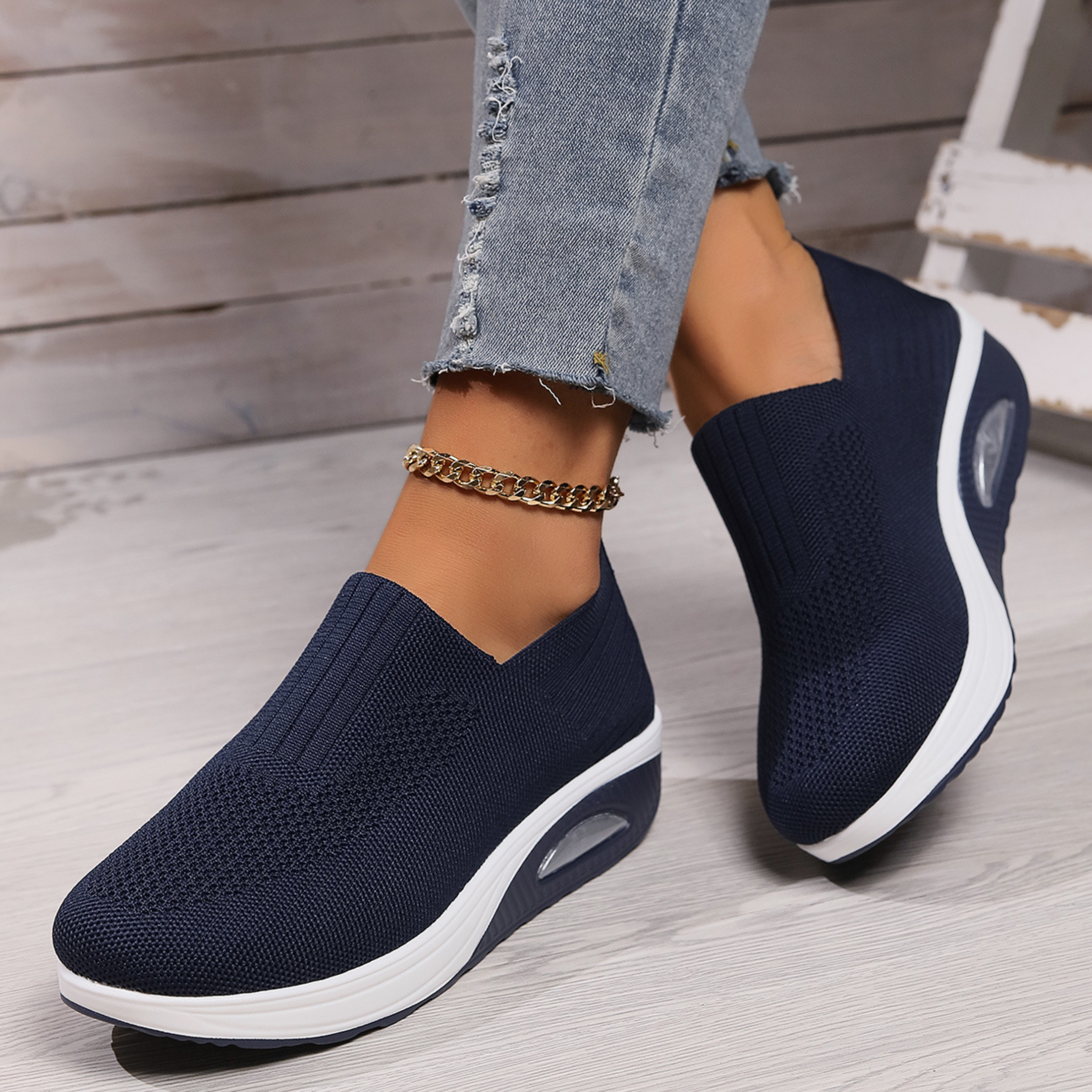 Women's Orthopedic Slip-On Sneakers | Arch Support & Cushioned Midsole | Breathable Mesh Upper