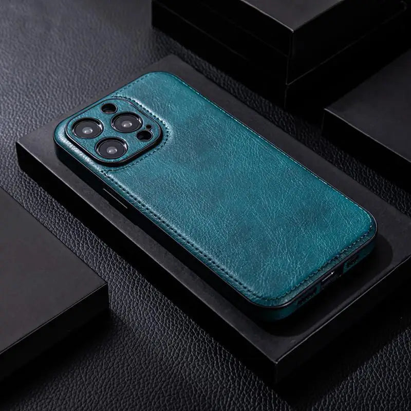 iPhone Case | Shockproof & Drop-Resistant Protection | Genuine Leather & Comfortable Grip