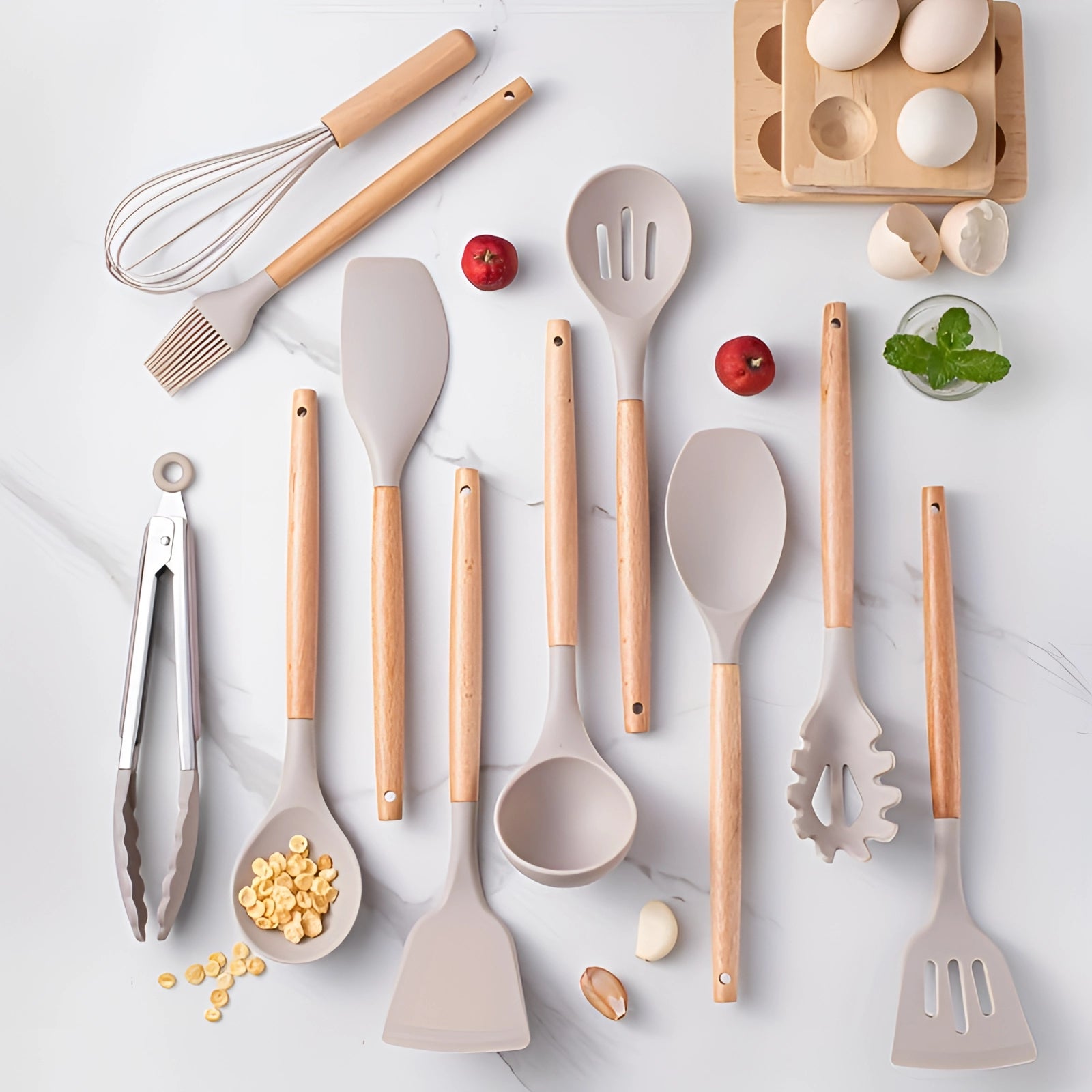 Eco-Friendly Silicone Kitchenware Set with Bamboo Handles