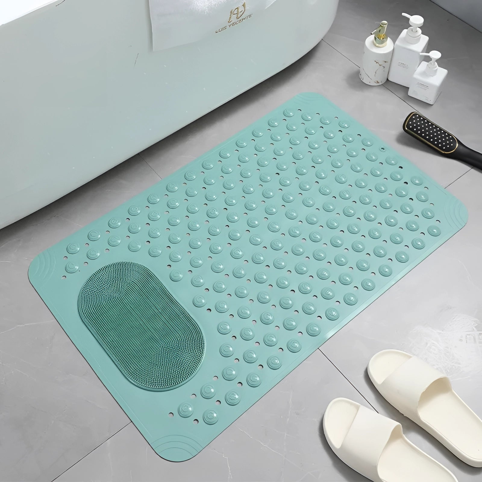 Extra large green non-slip shower mat in a rectangular shape, measuring 60x90cm, designed for safety with a quick-dry and antibacterial material.