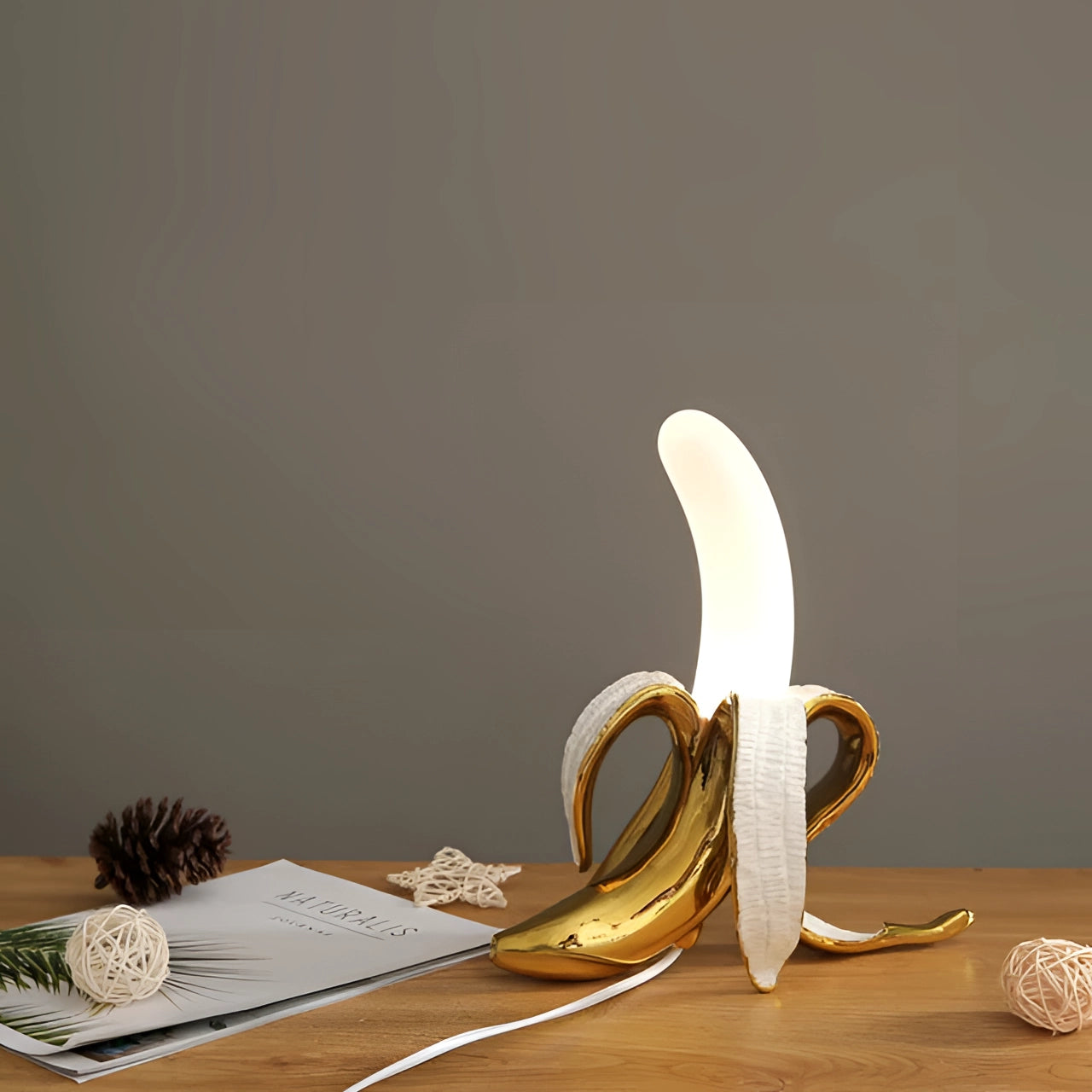Gold banana lamp new arrivals