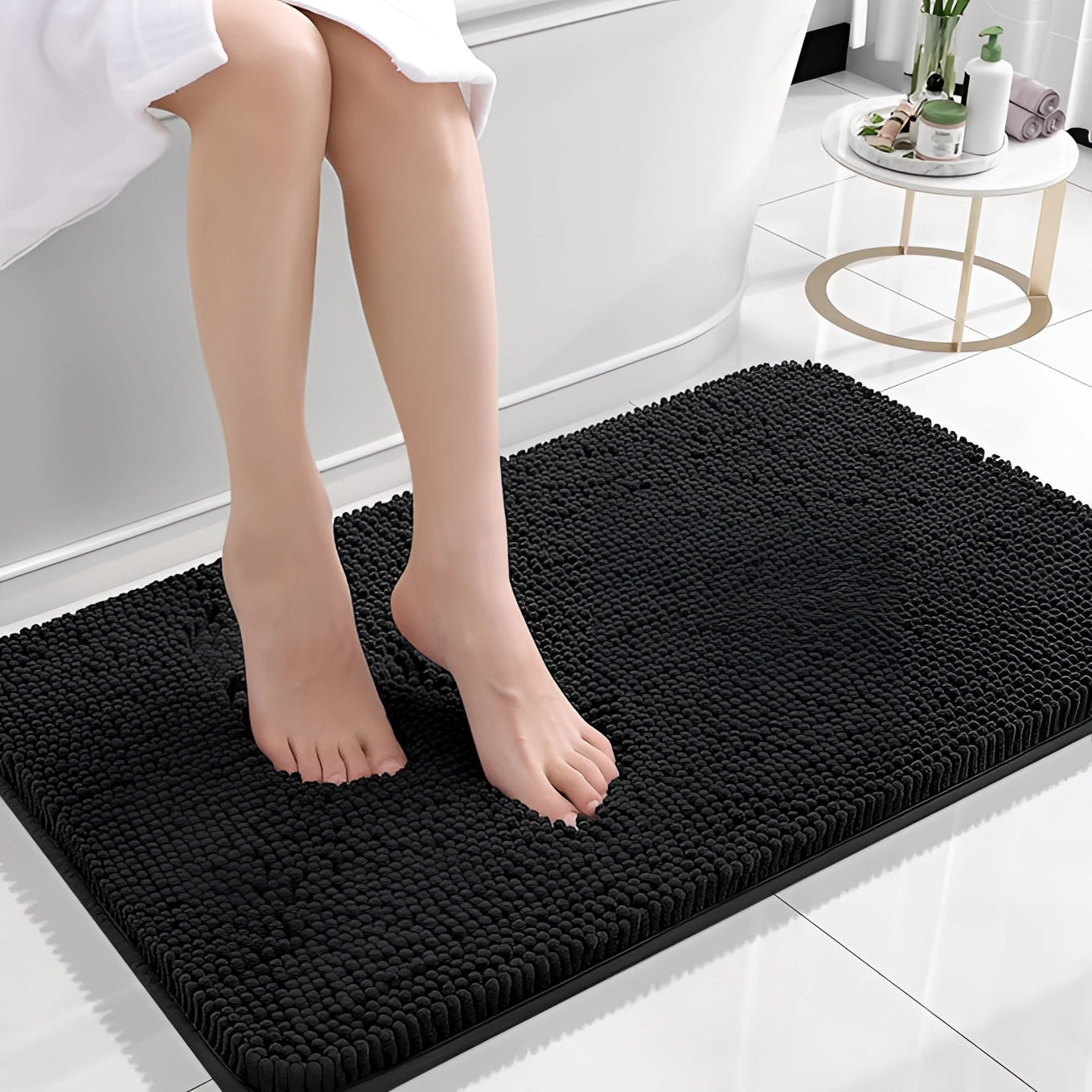 High-Absorbency Quick-Dry Beige Bath Mat - Durable & Soft Rug