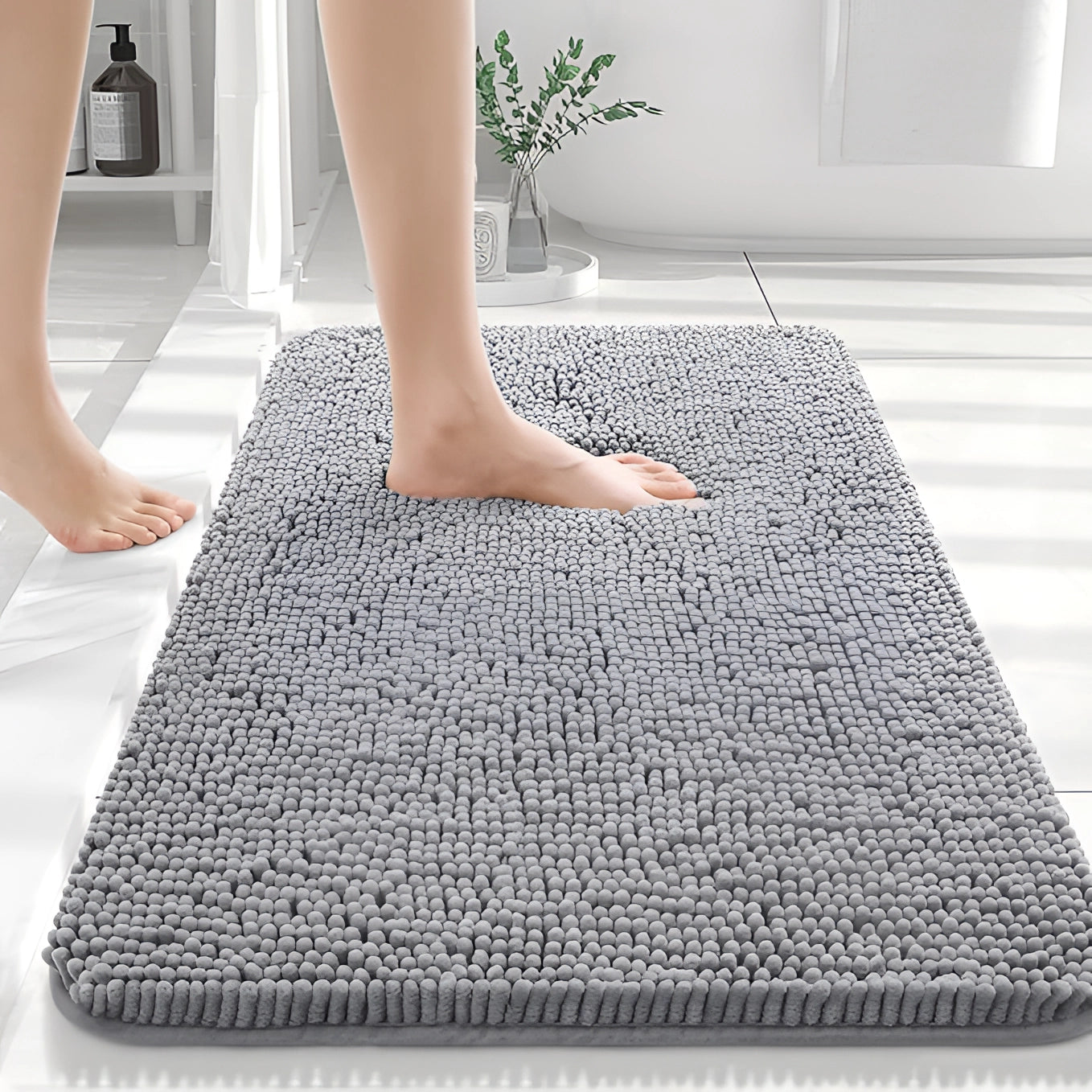 High-Absorbency Quick-Dry Beige Bath Mat - Durable & Soft Rug