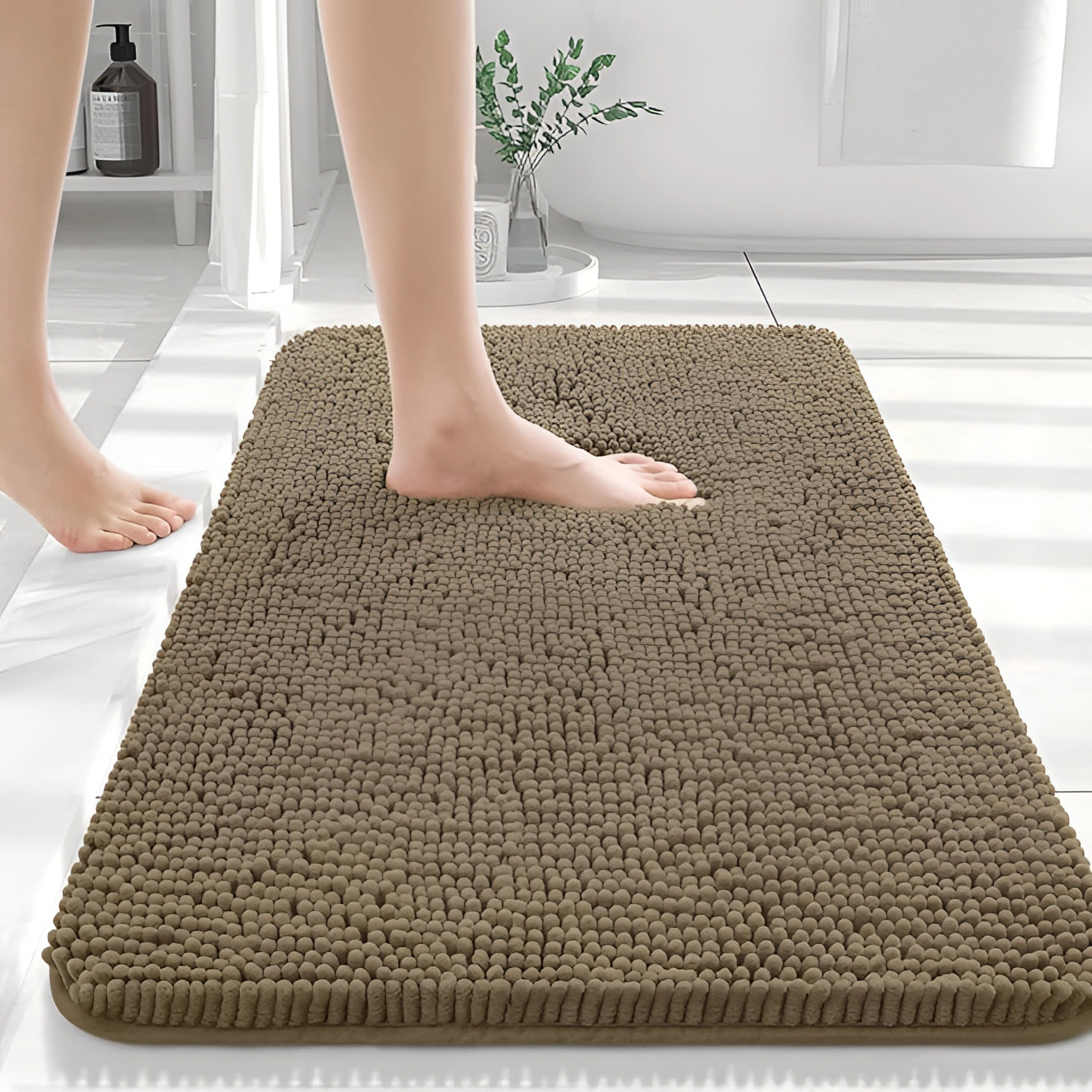 High-Absorbency Quick-Dry Beige Bath Mat - Durable & Soft Rug