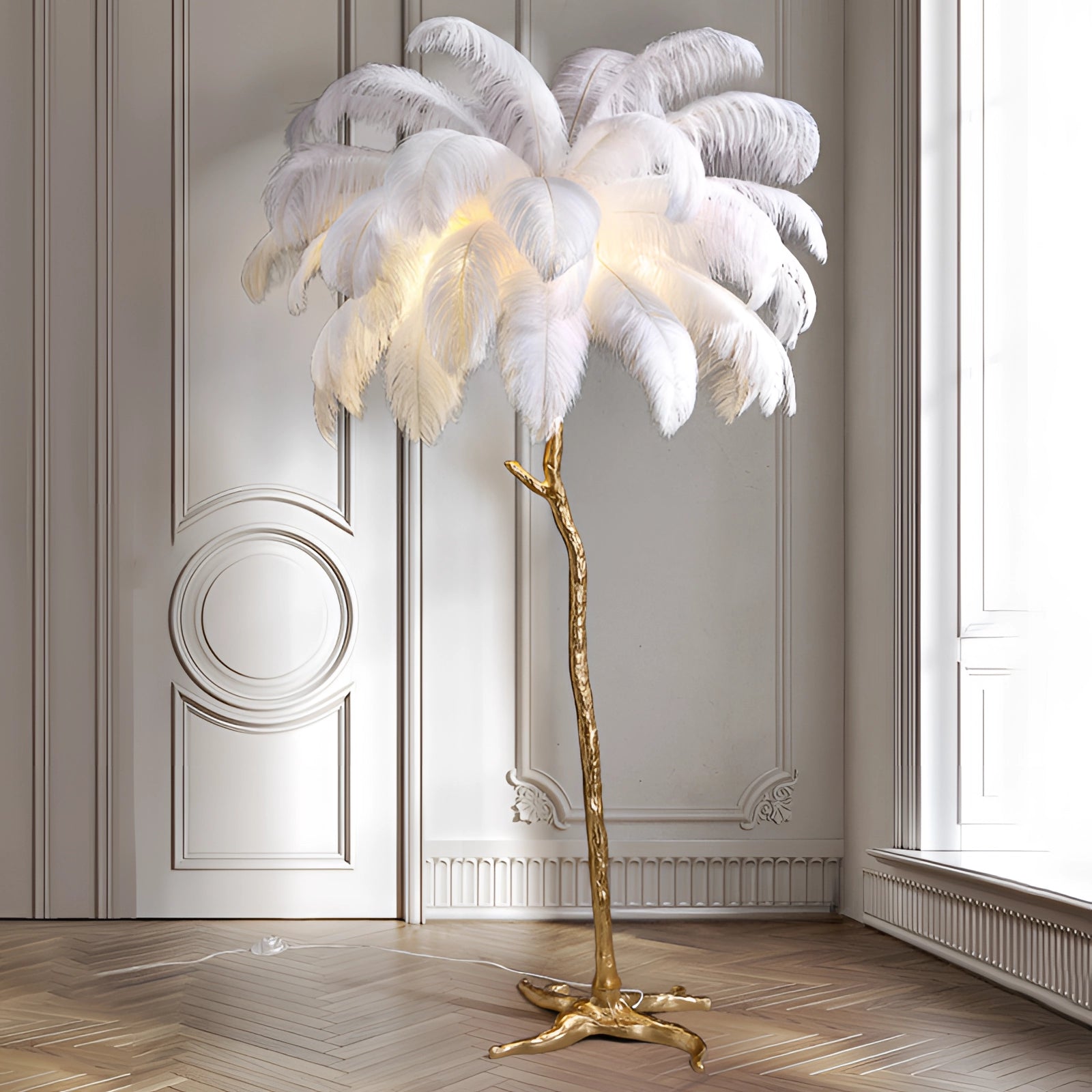 Luxury Feather Floor Lamp - Palm Tree Design, Golden Stand