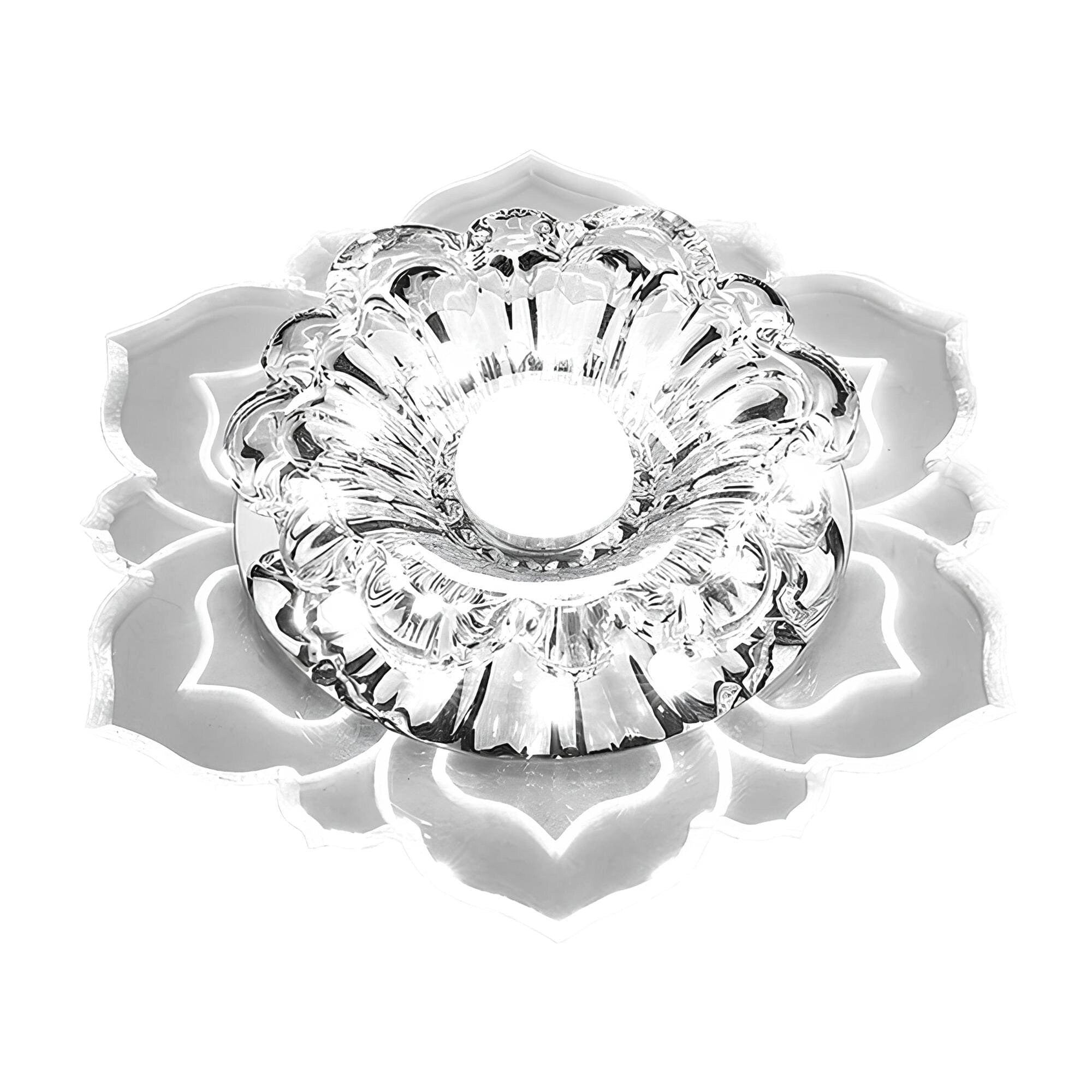 Luxury floral designer crystal ashtray in cool white with intricate circular patterns, resembling fine jewellery. The high-end decorative piece features creative symmetrical designs, showcasing exquisite craftsmanship and elegance.