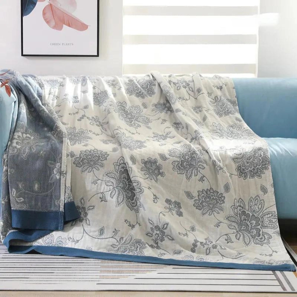 Luxury Gold Silk Comforter - Hypoallergenic Paisley Design Bedding